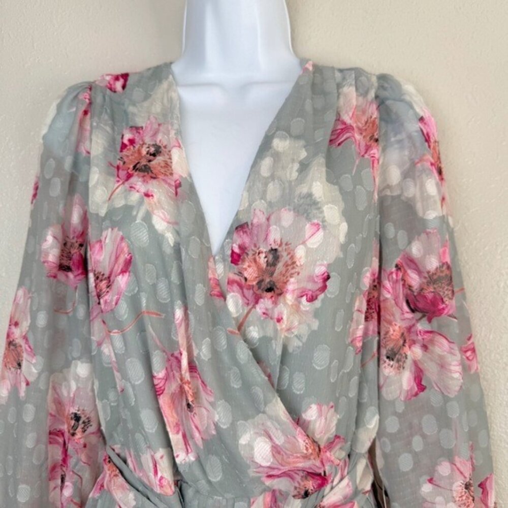 NWT Express floral long sleeve pleated wrap front romper spring M - Picture 4 of 12